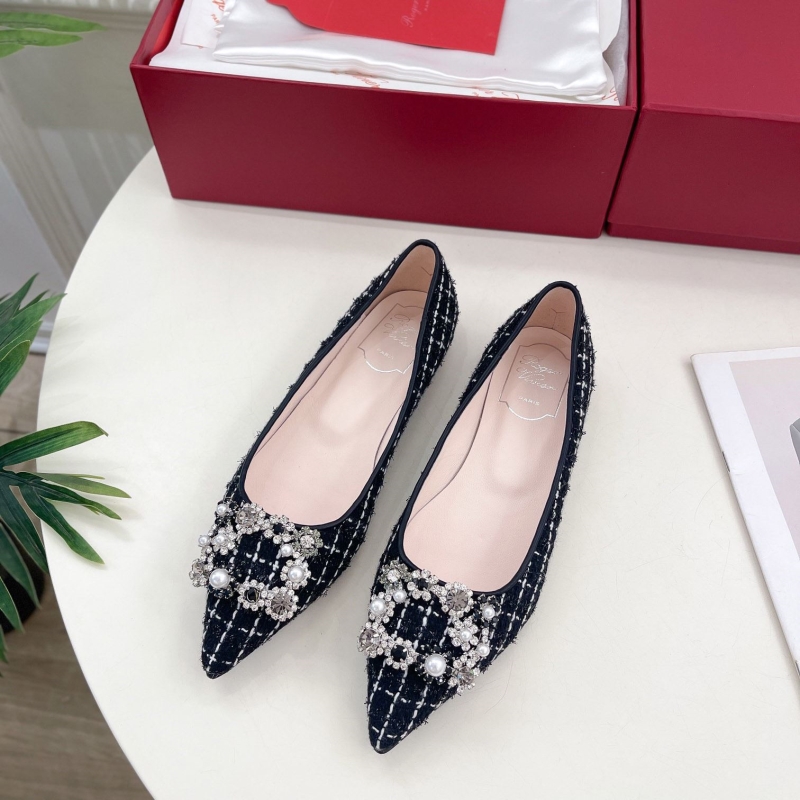 Roger Vivier flat shoes